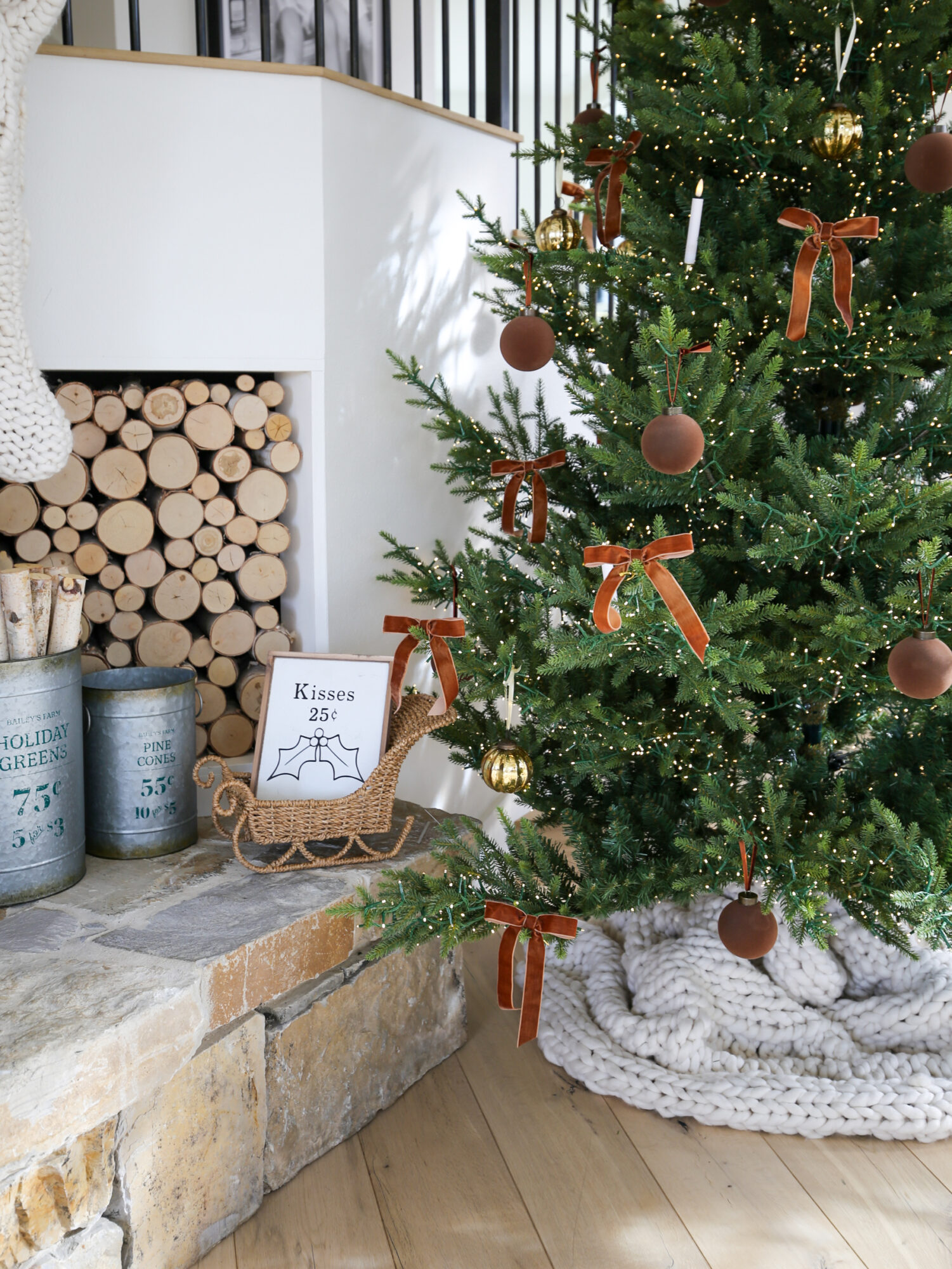 bows and browns christmas tree