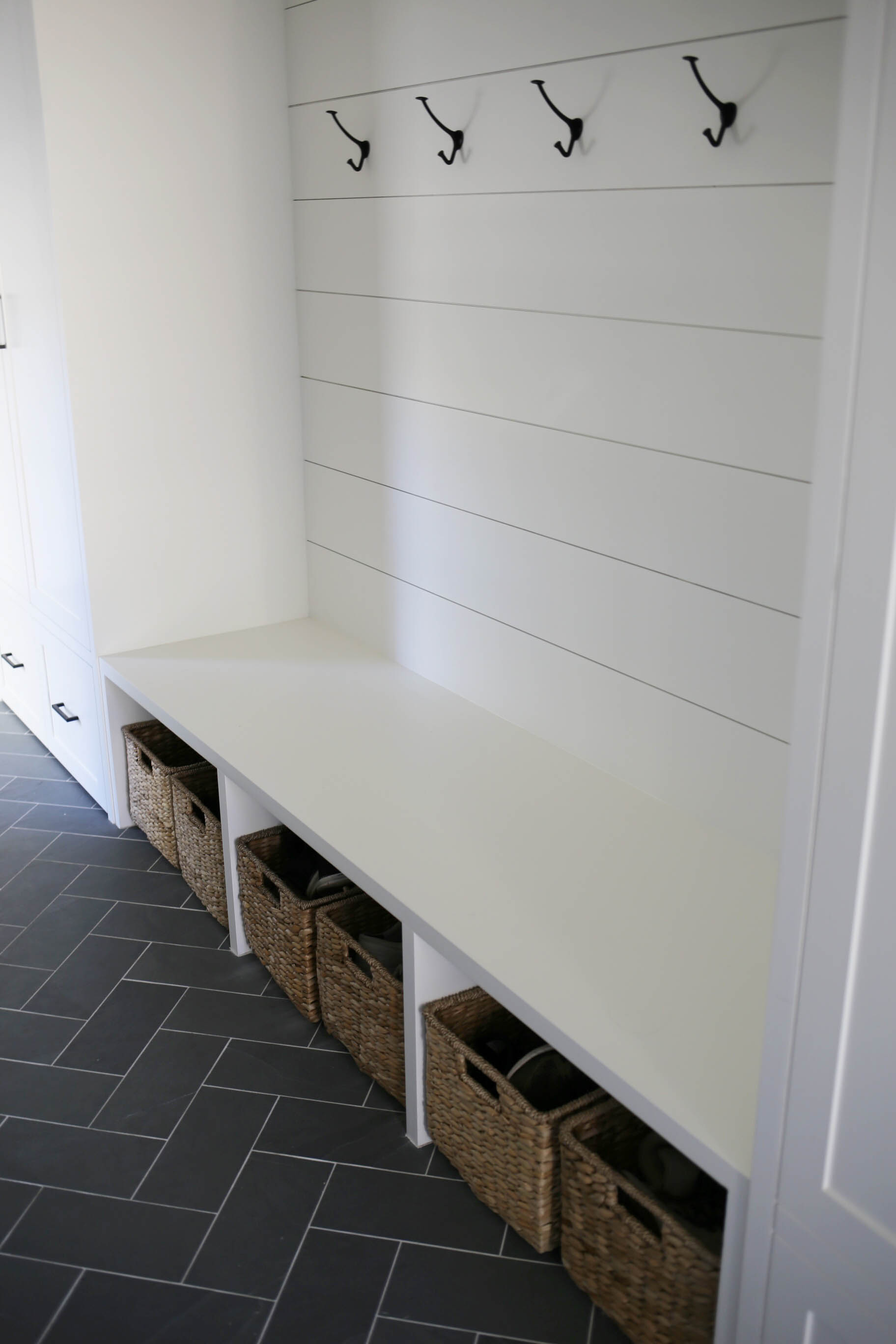 farmhouse mudroom