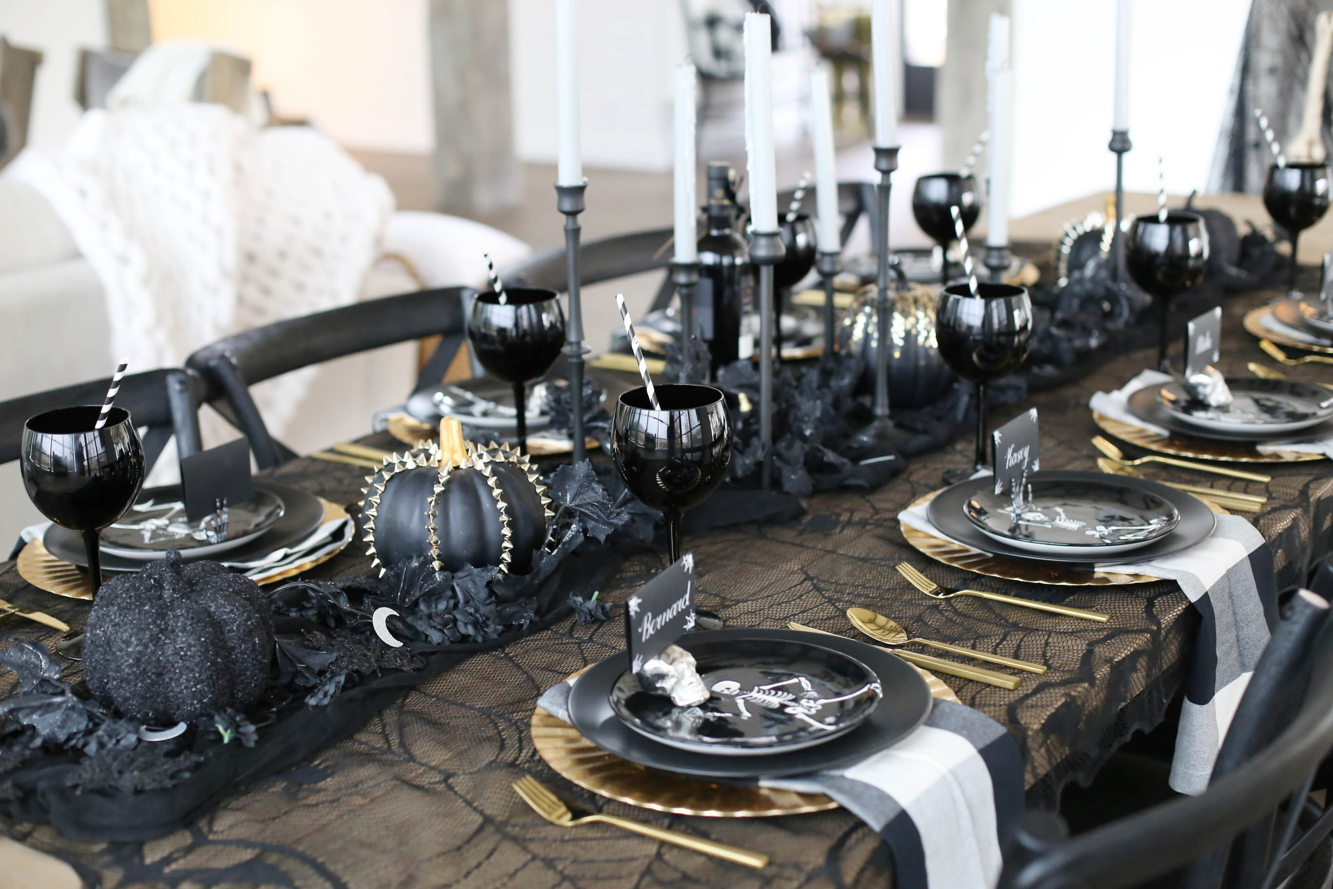 halloween tablescape