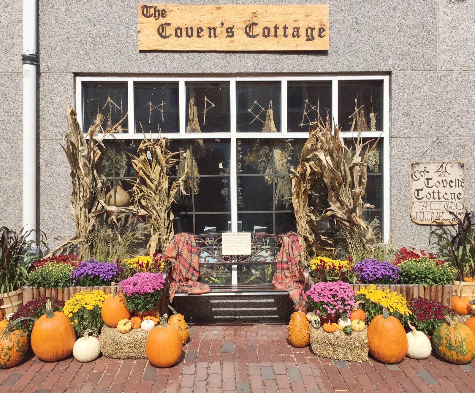 salem travel guide