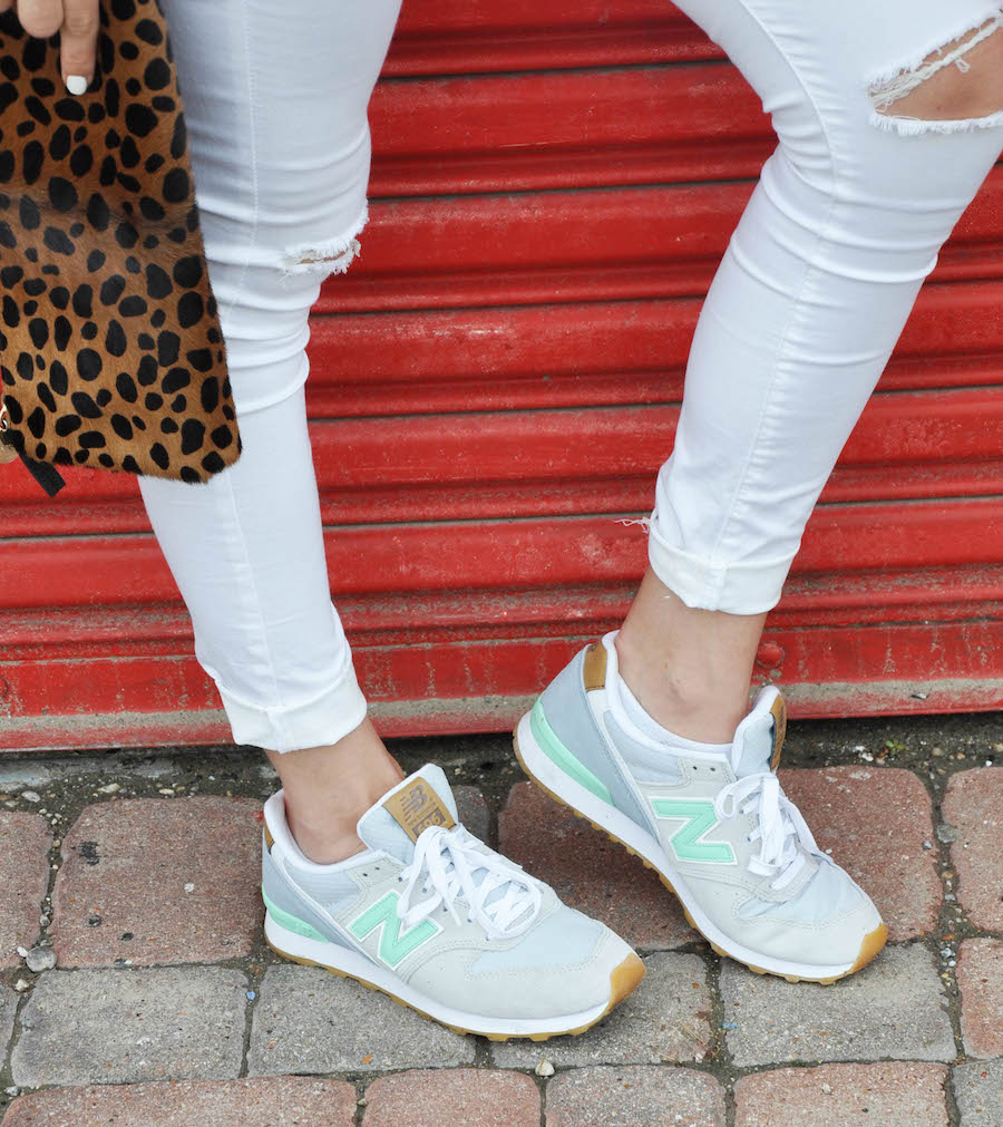 denim turquoise white jeans