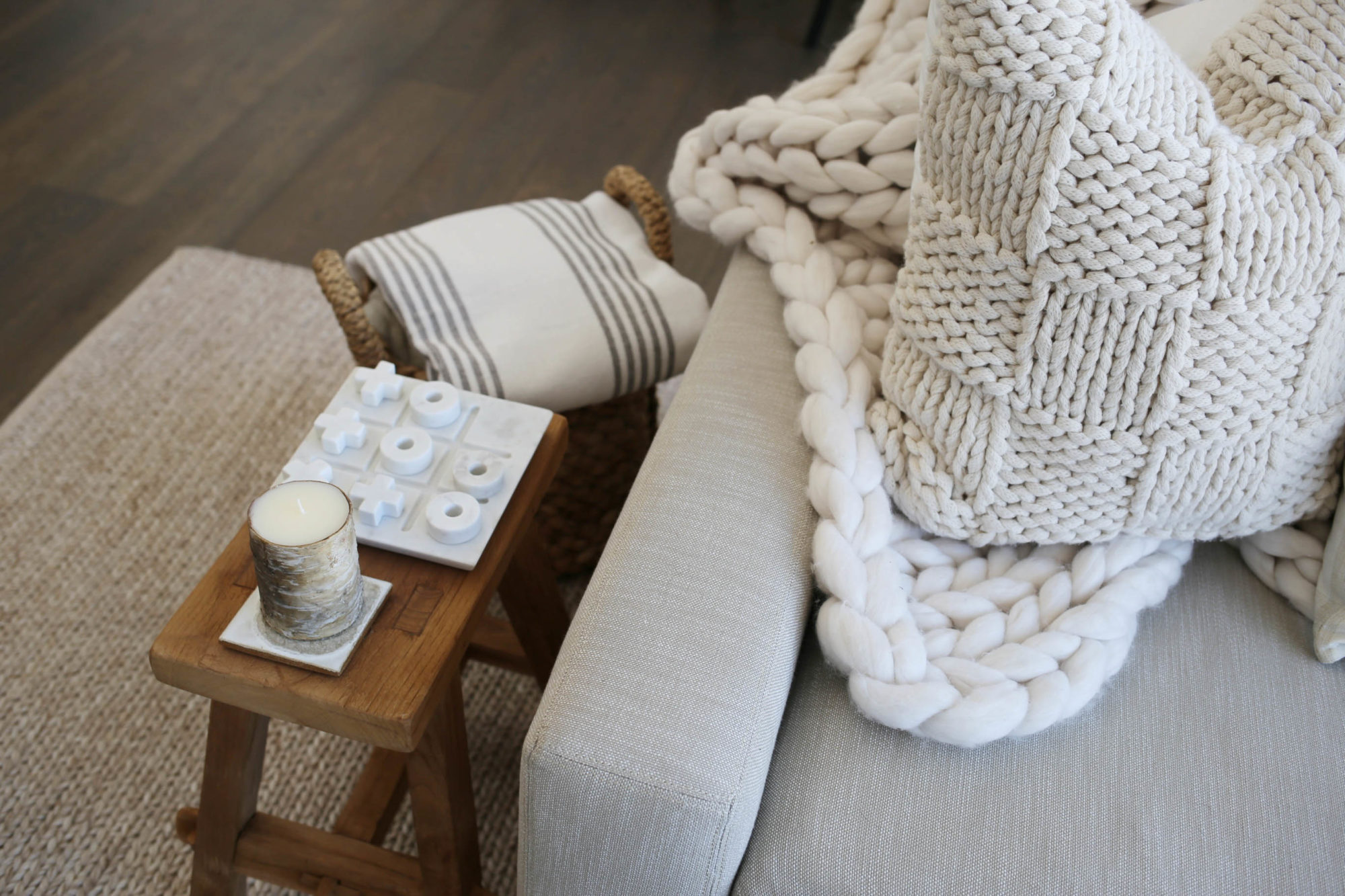 modern farmhouse living room