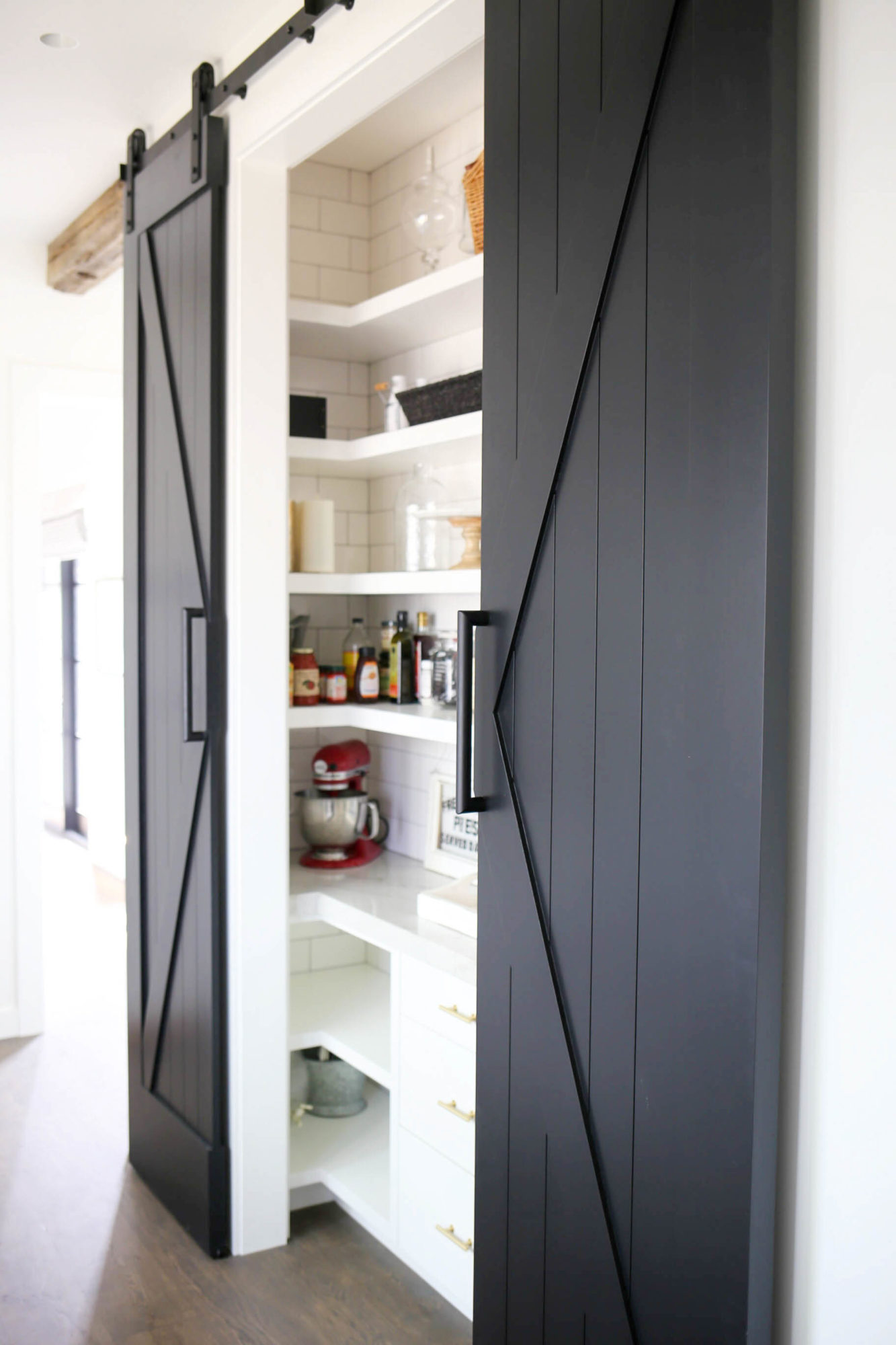 farmhouse kitchen