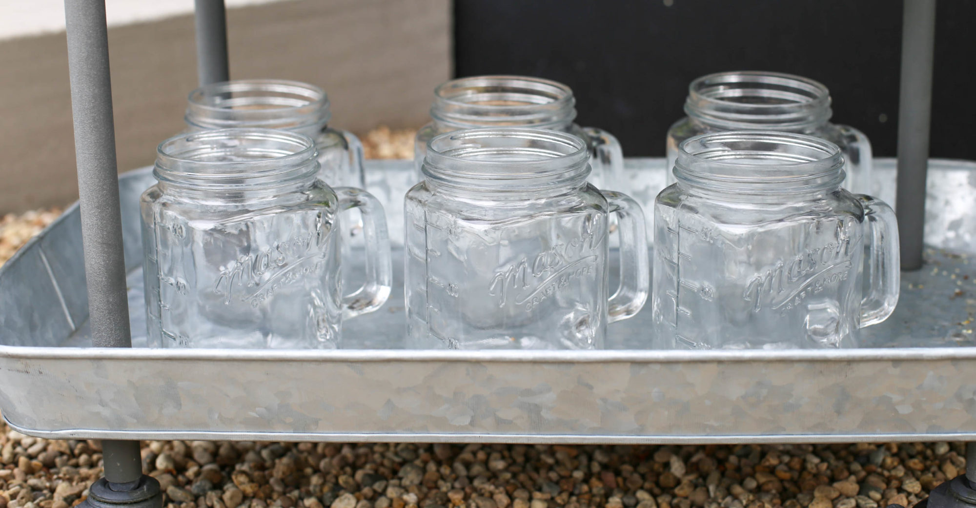 outdoor barcart