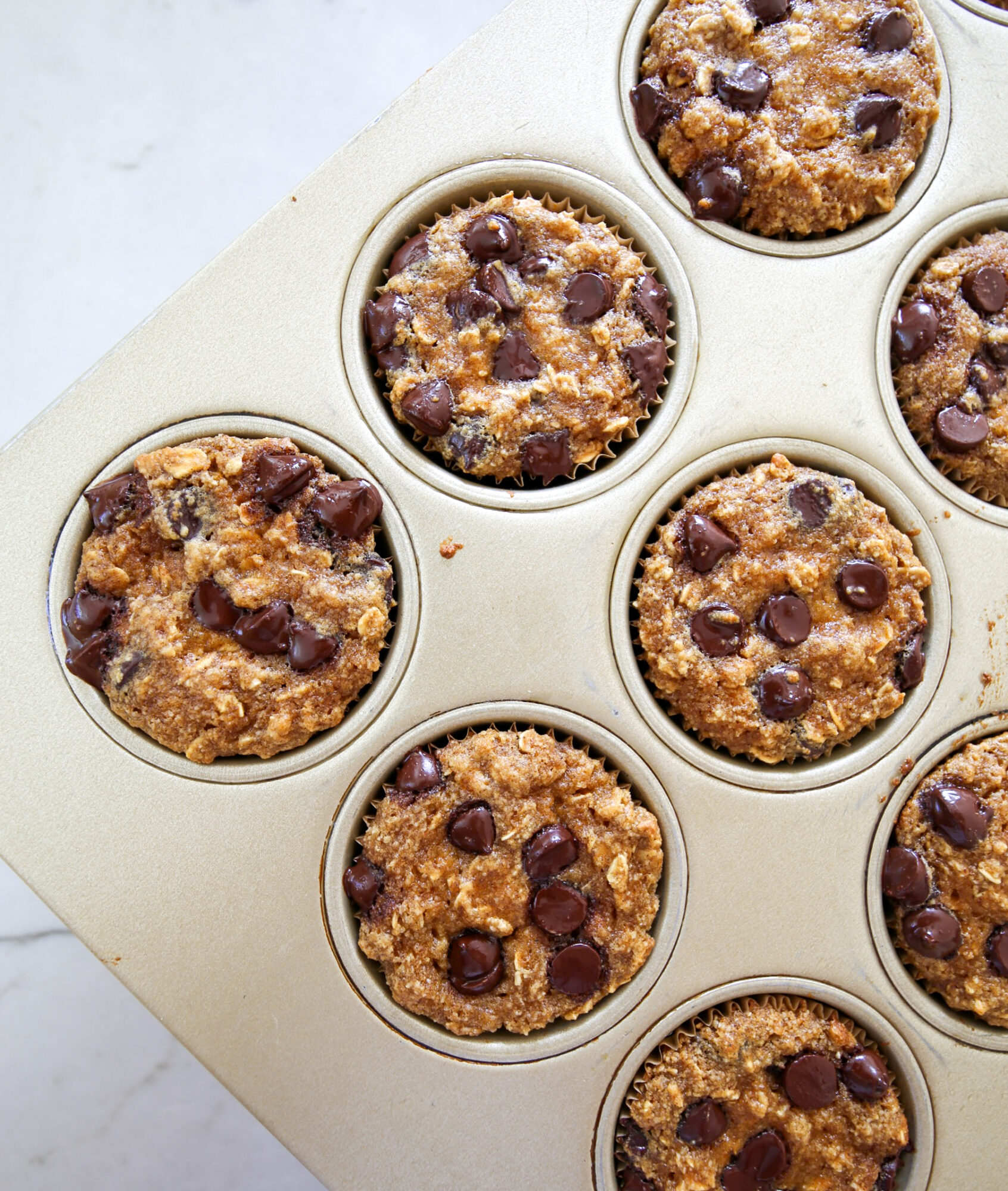 pumpkin oatmeal muffins