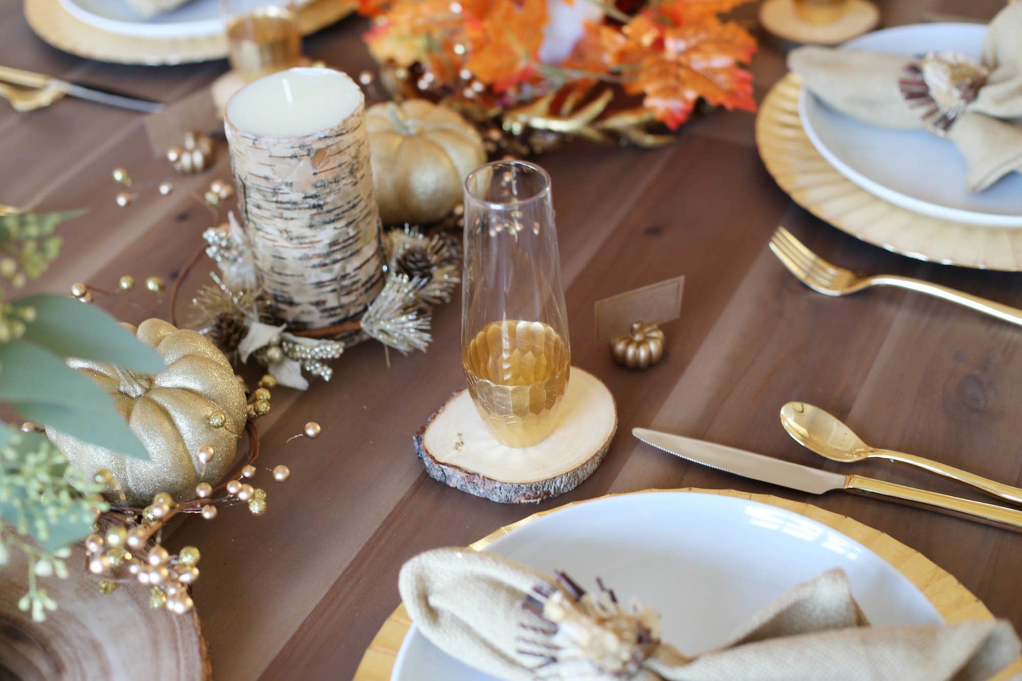 thanksgiving tablescape styled by kasey 