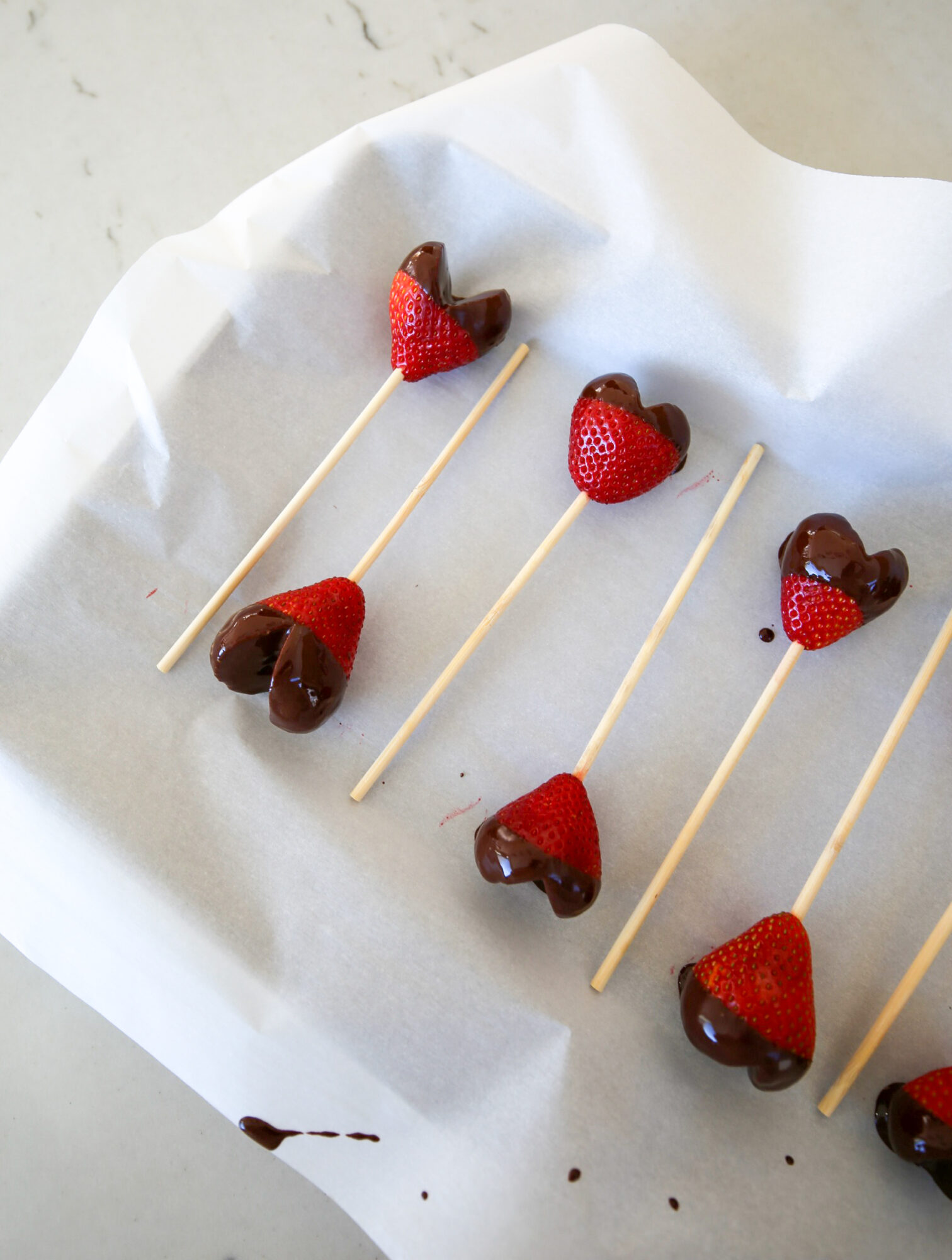 chocolate strawberry heart pops