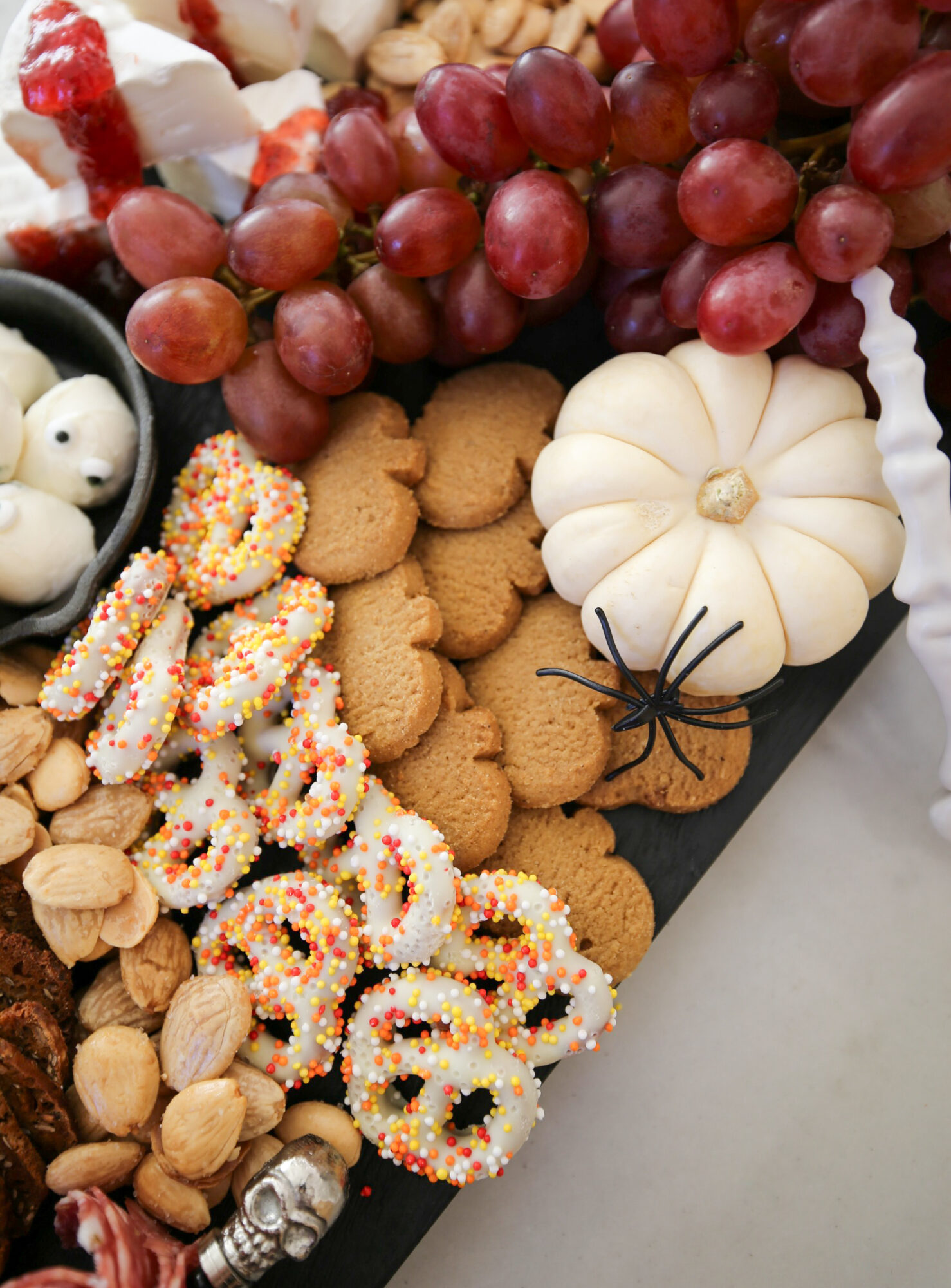 halloween charbooterie board