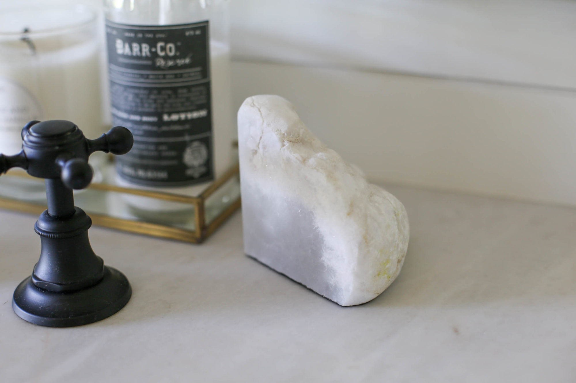 farmhouse bathroom