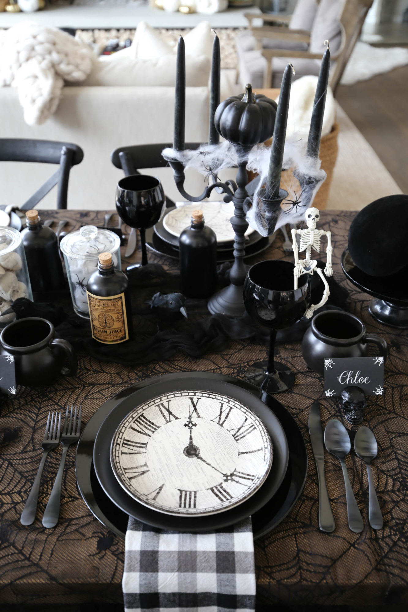 halloween table