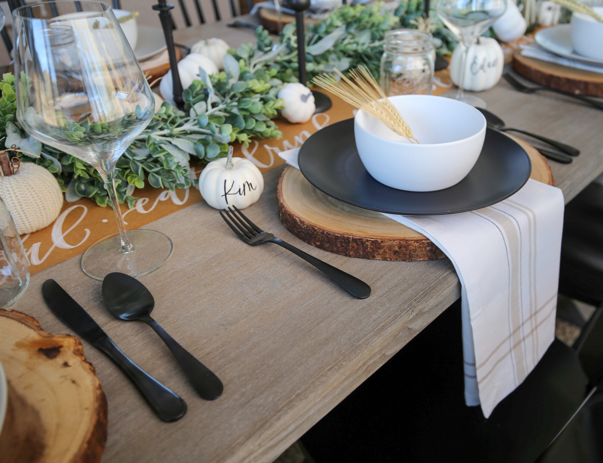 Thanksgiving Table 