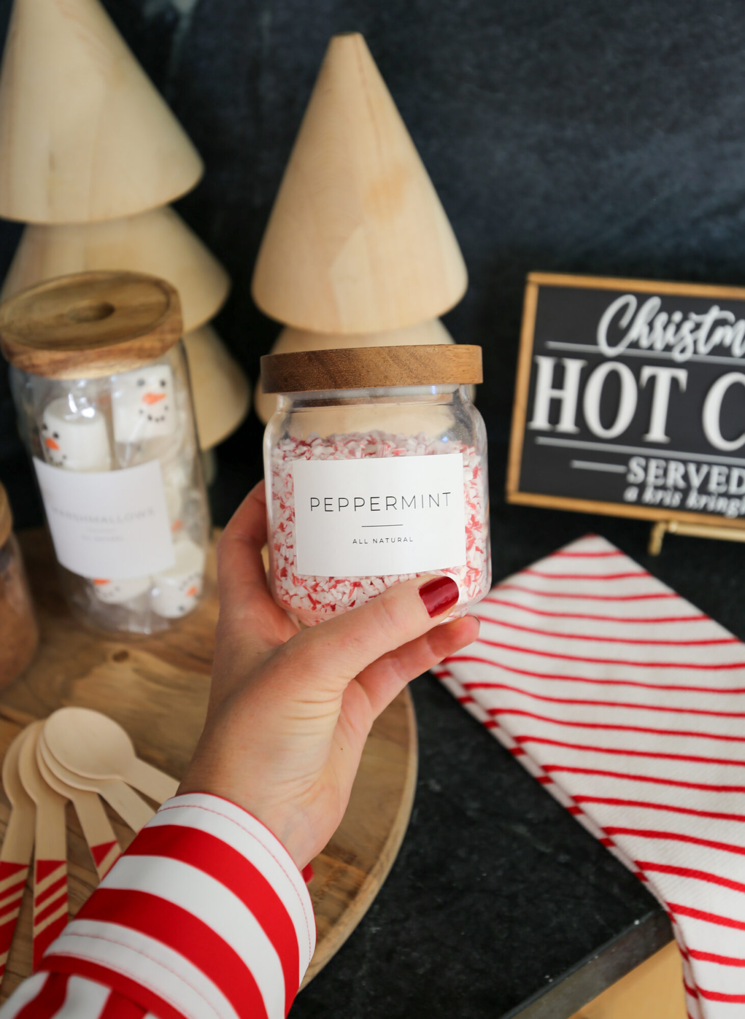 holiday hot cocoa bar