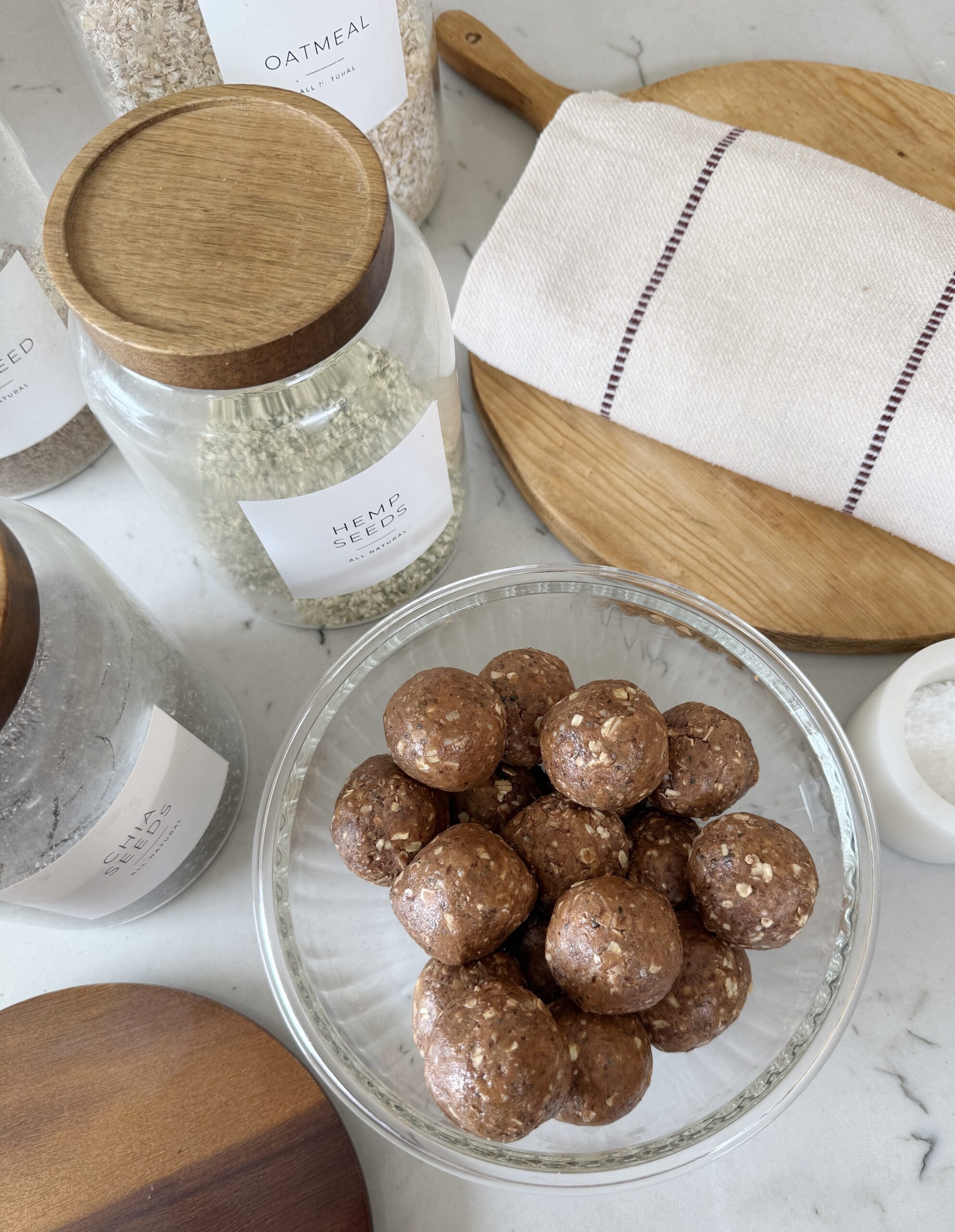 Chocolate Peanut Butter Energy Balls