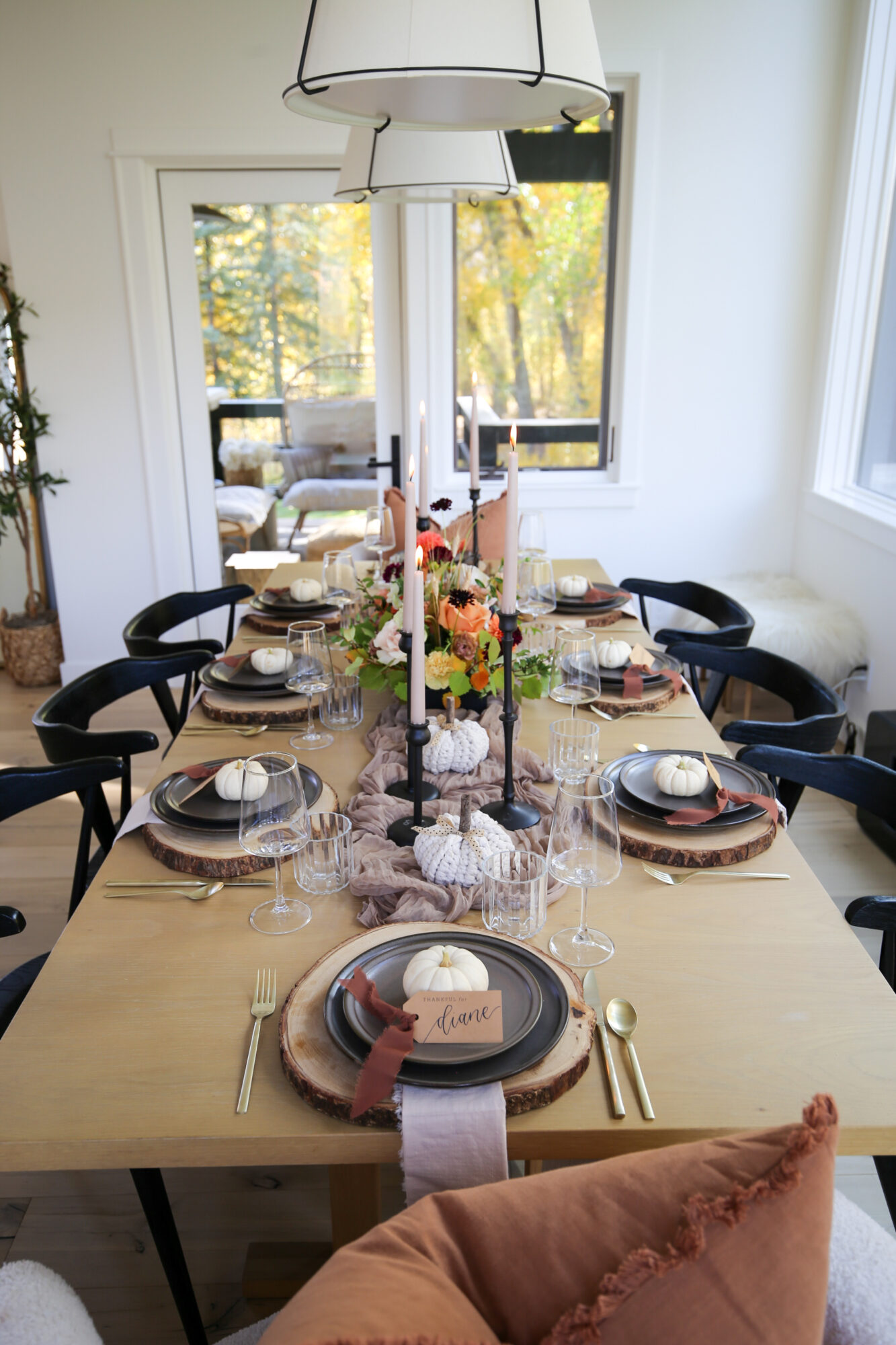 thanksgiving table
