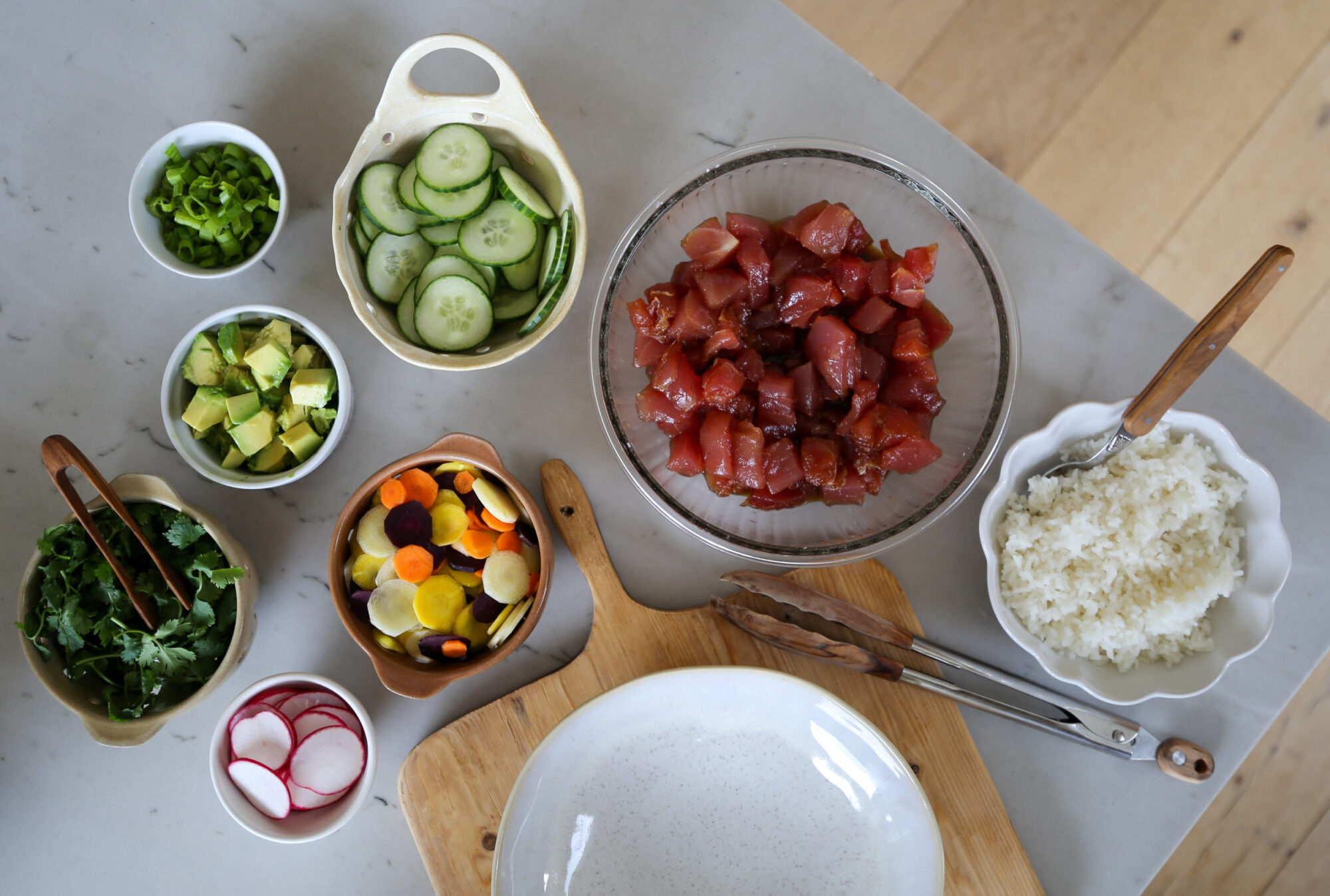 ahi tuna poke bowls