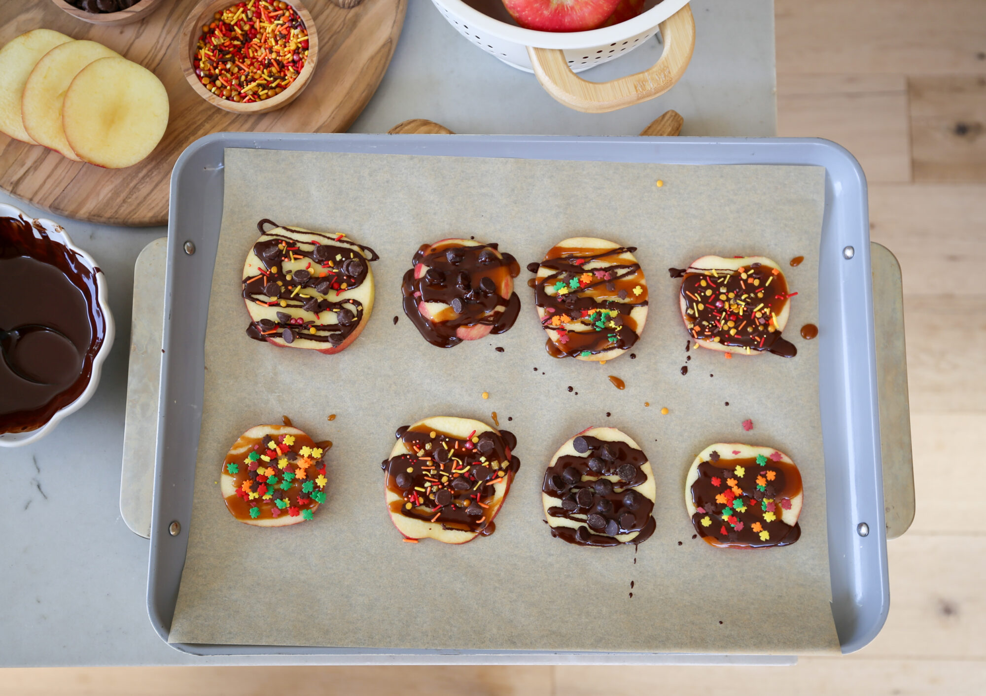 fall chocolate caramel apple slices