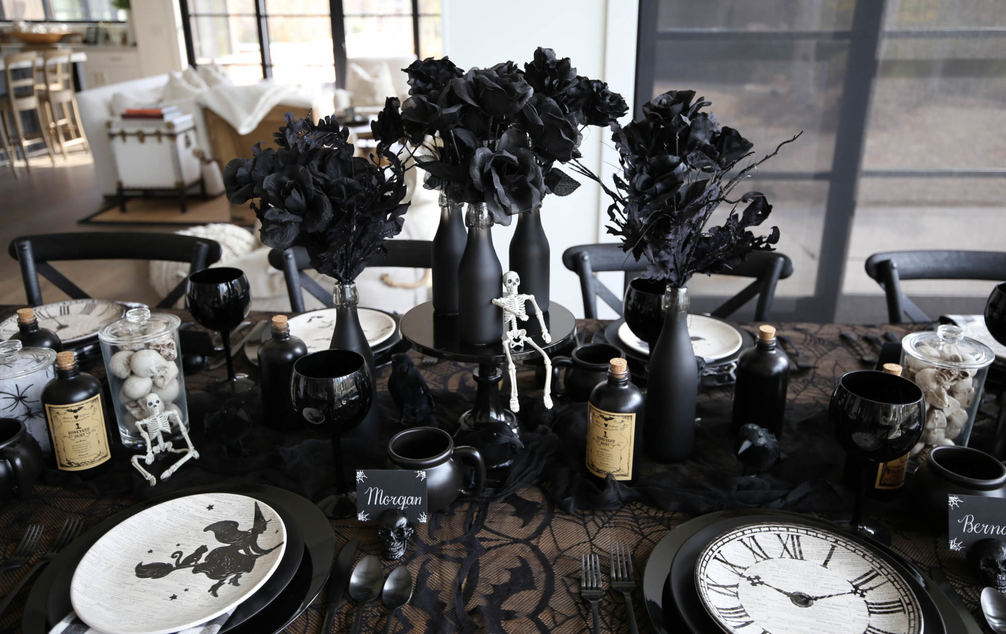 halloween table
