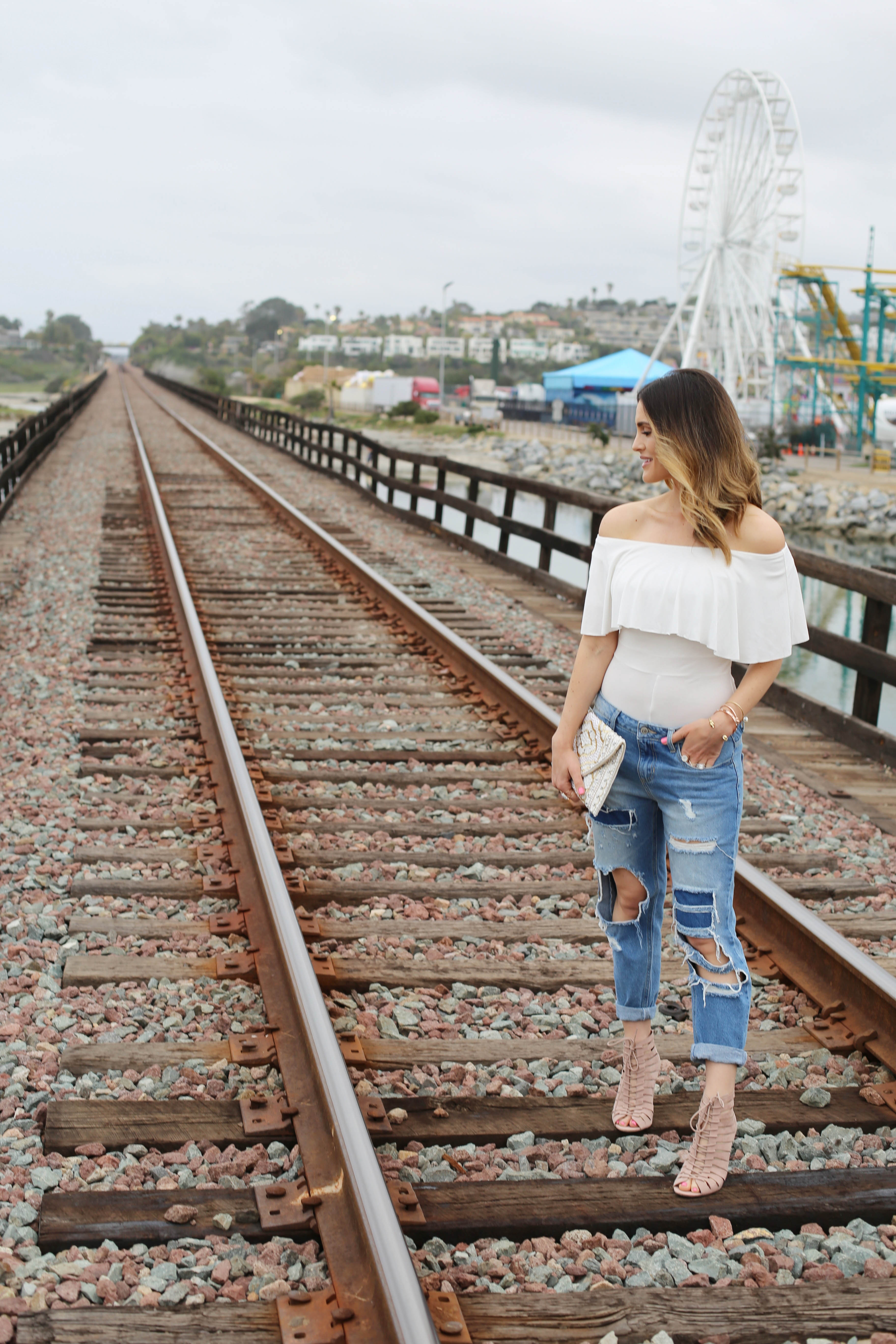 on the tracks_off the shoulder_sbk_1