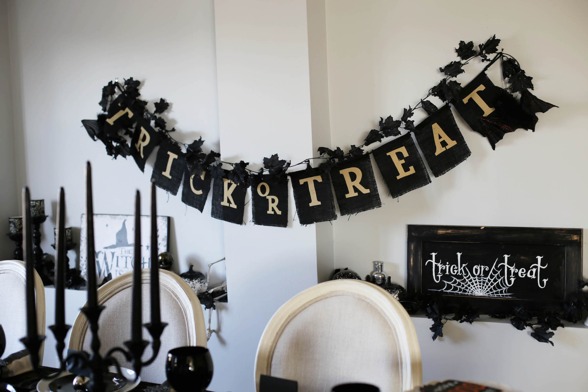 halloween tablescape