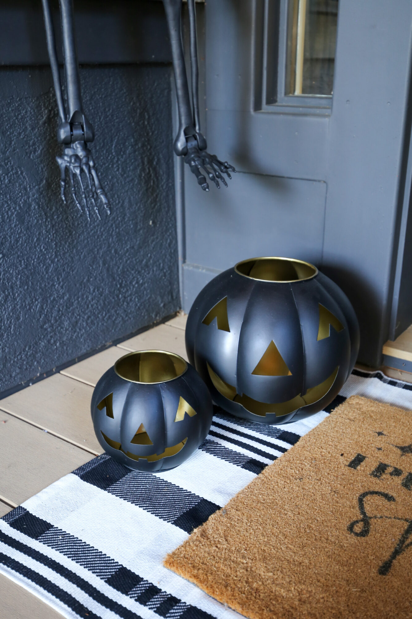 halloween front door