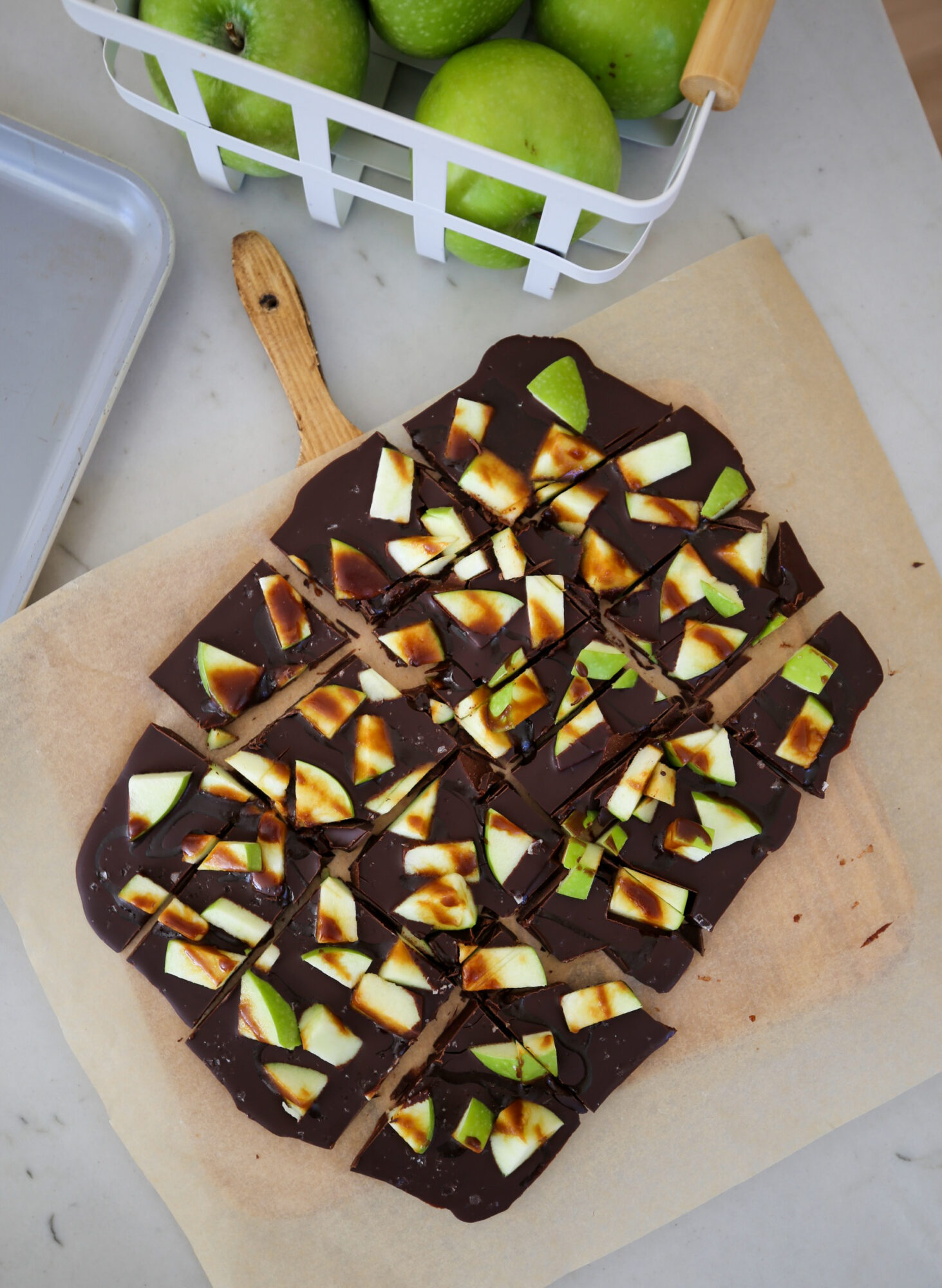 fall chocolate and apple bark
