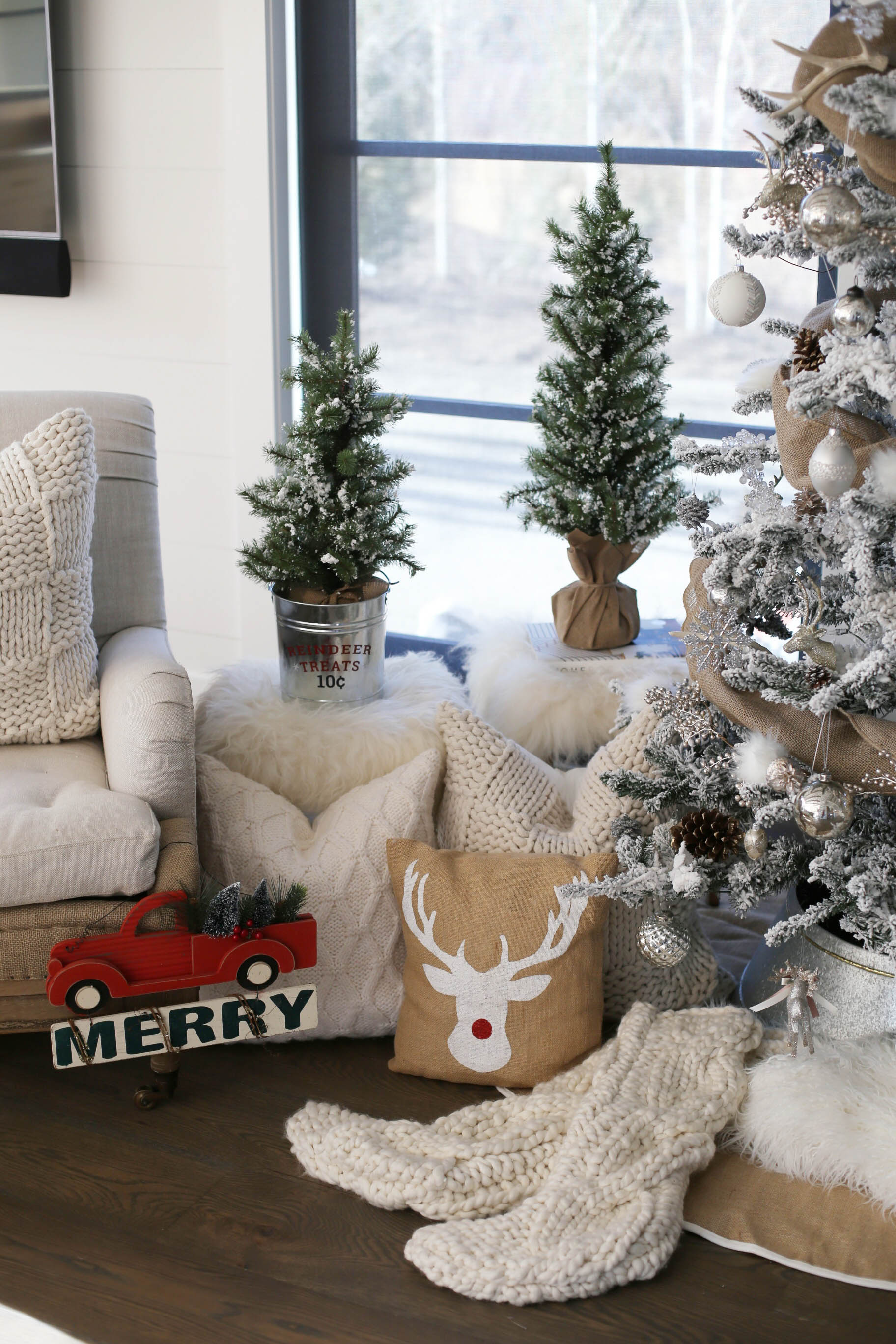 farmhouse christmas tree