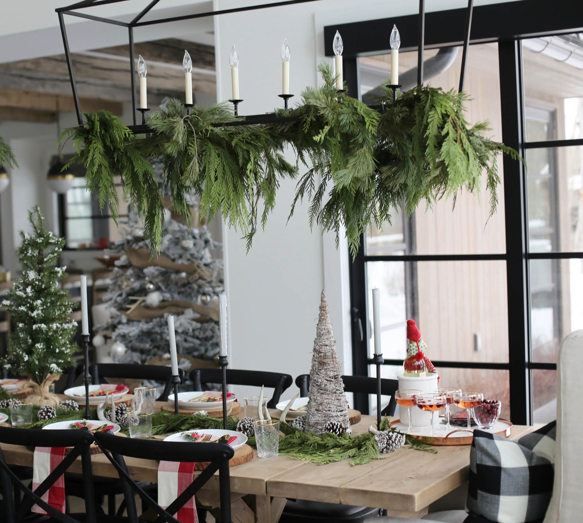 farmhouse christmas table