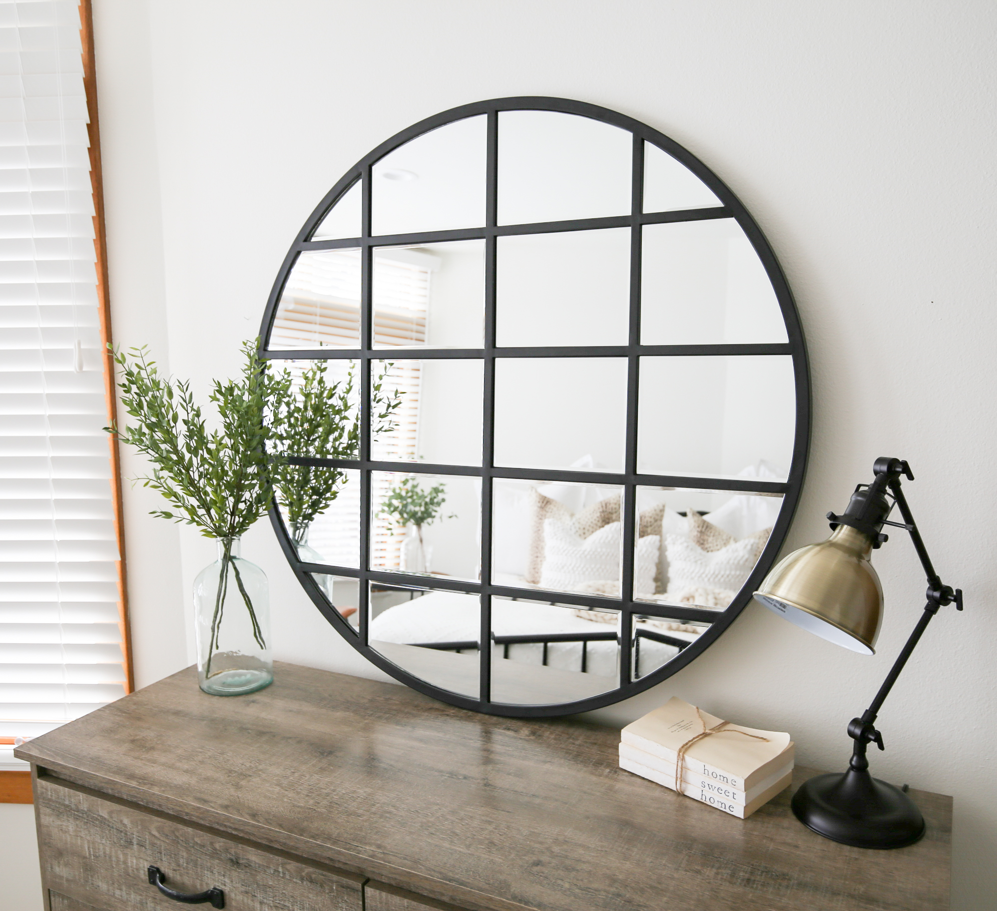 bedroom accent furniture