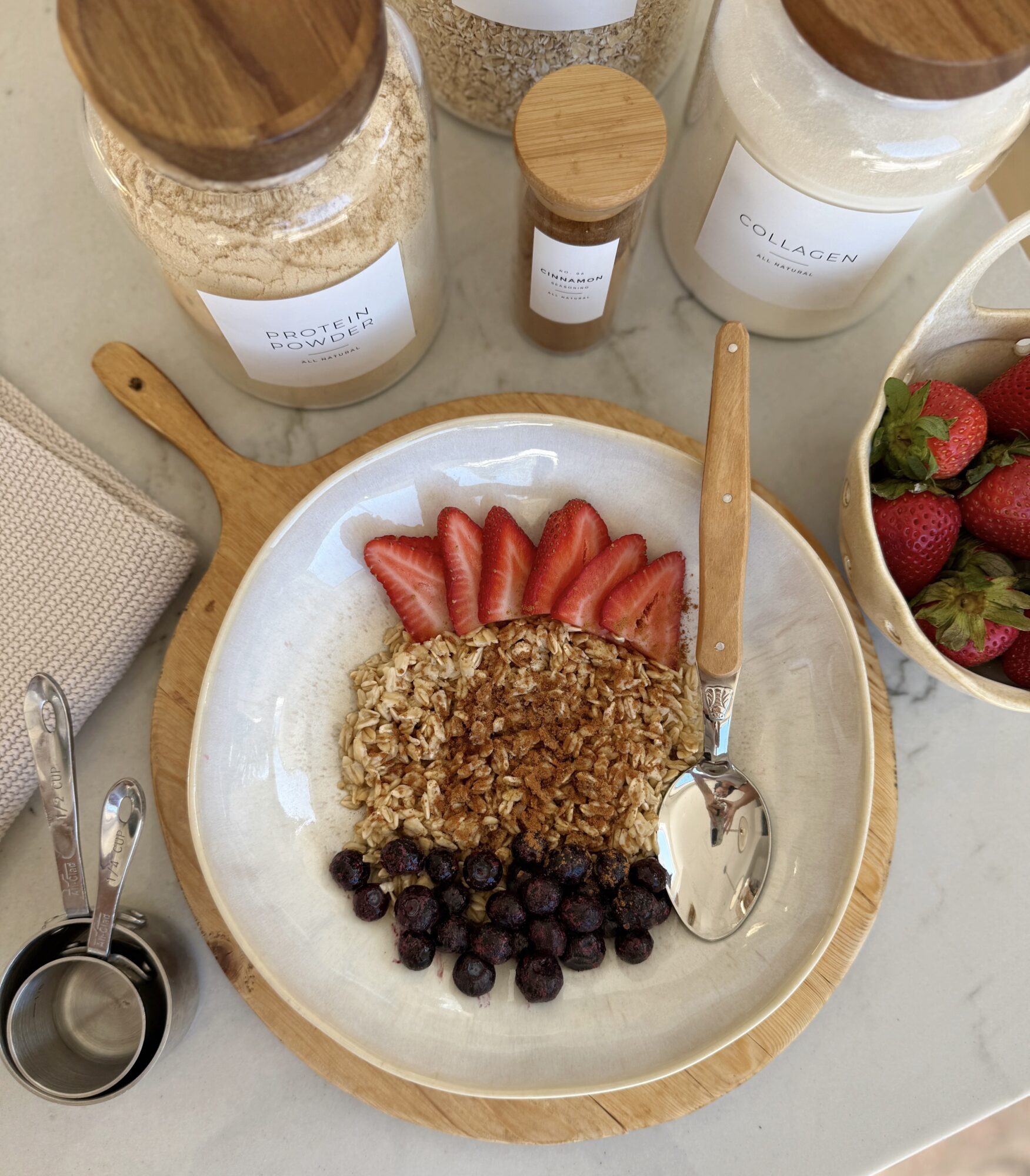 protein fiber oatmeal bowl
