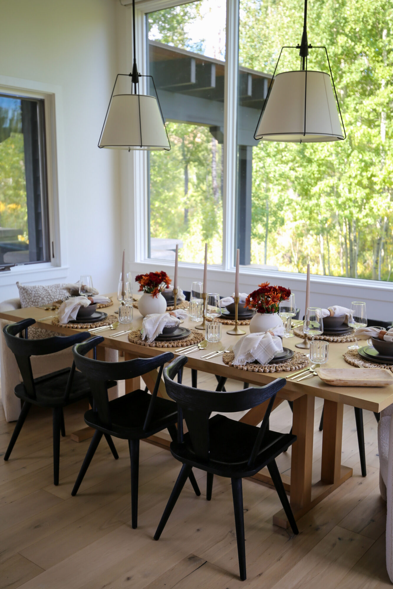 affordable fall tablescape 