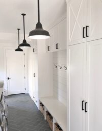 farmhouse mudroom