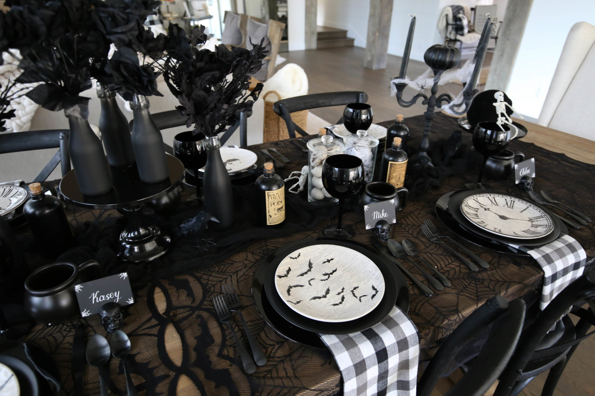 halloween table