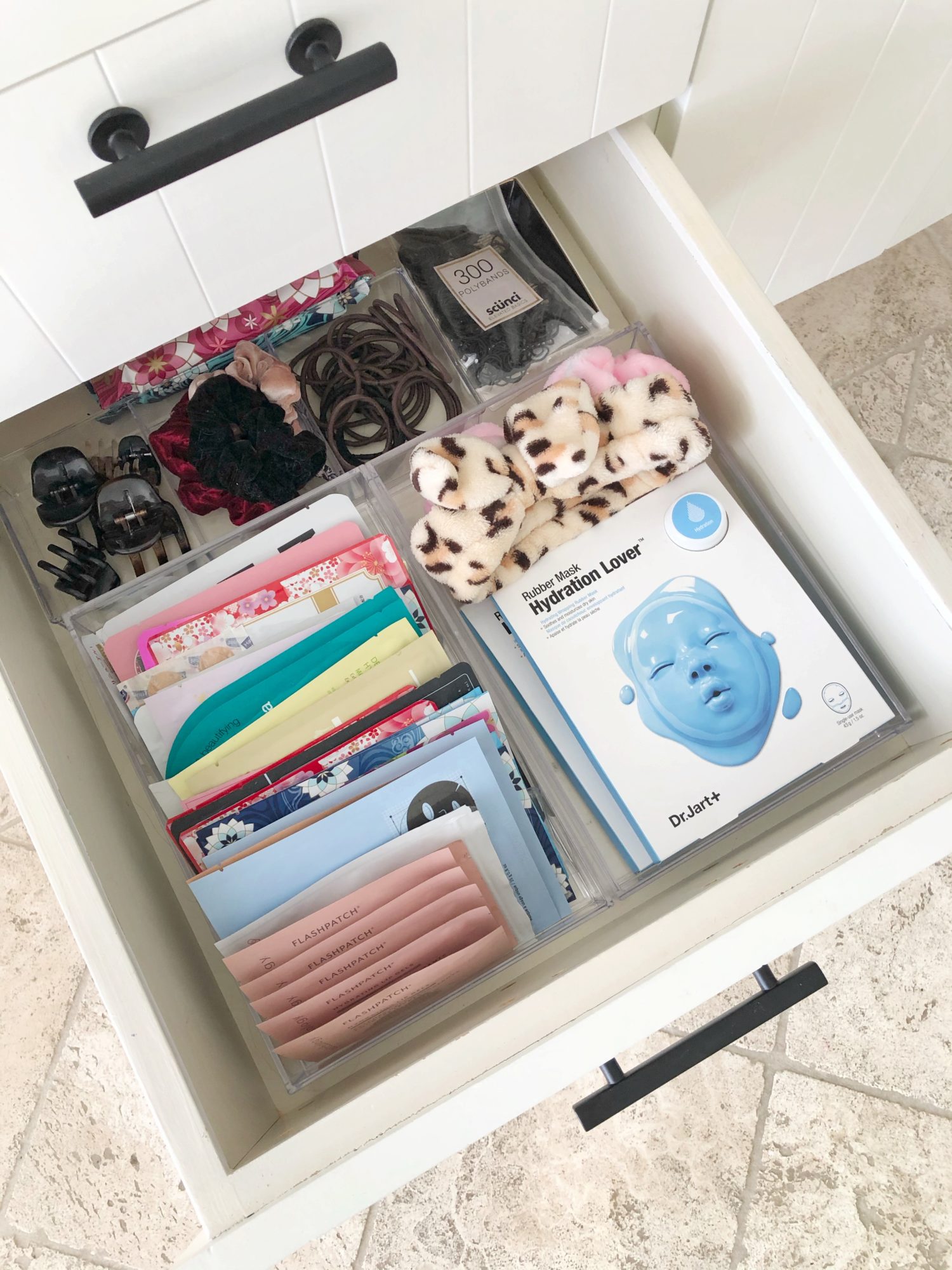 bathroom organization