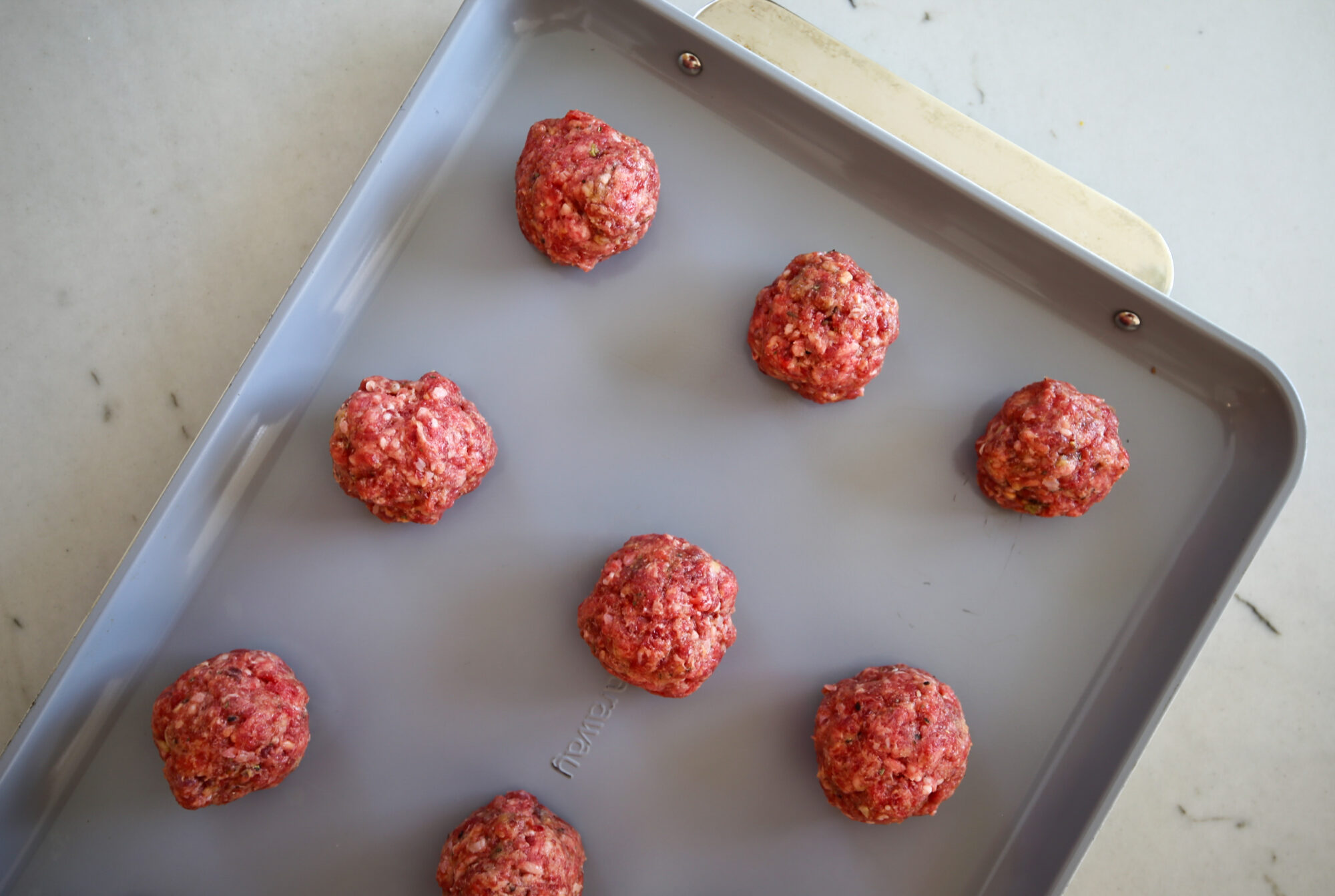 baked gras-fed beef meatballs
