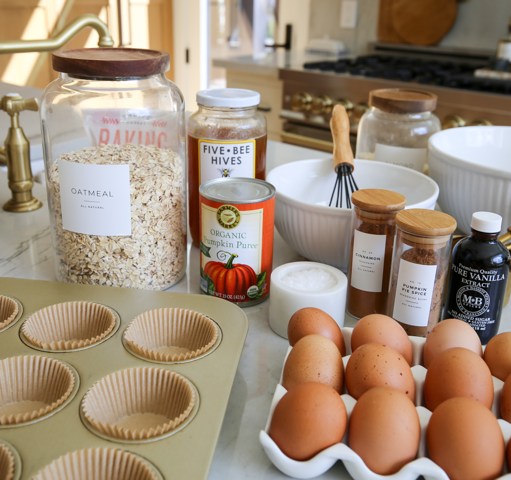 pumpkin oatmeal muffins