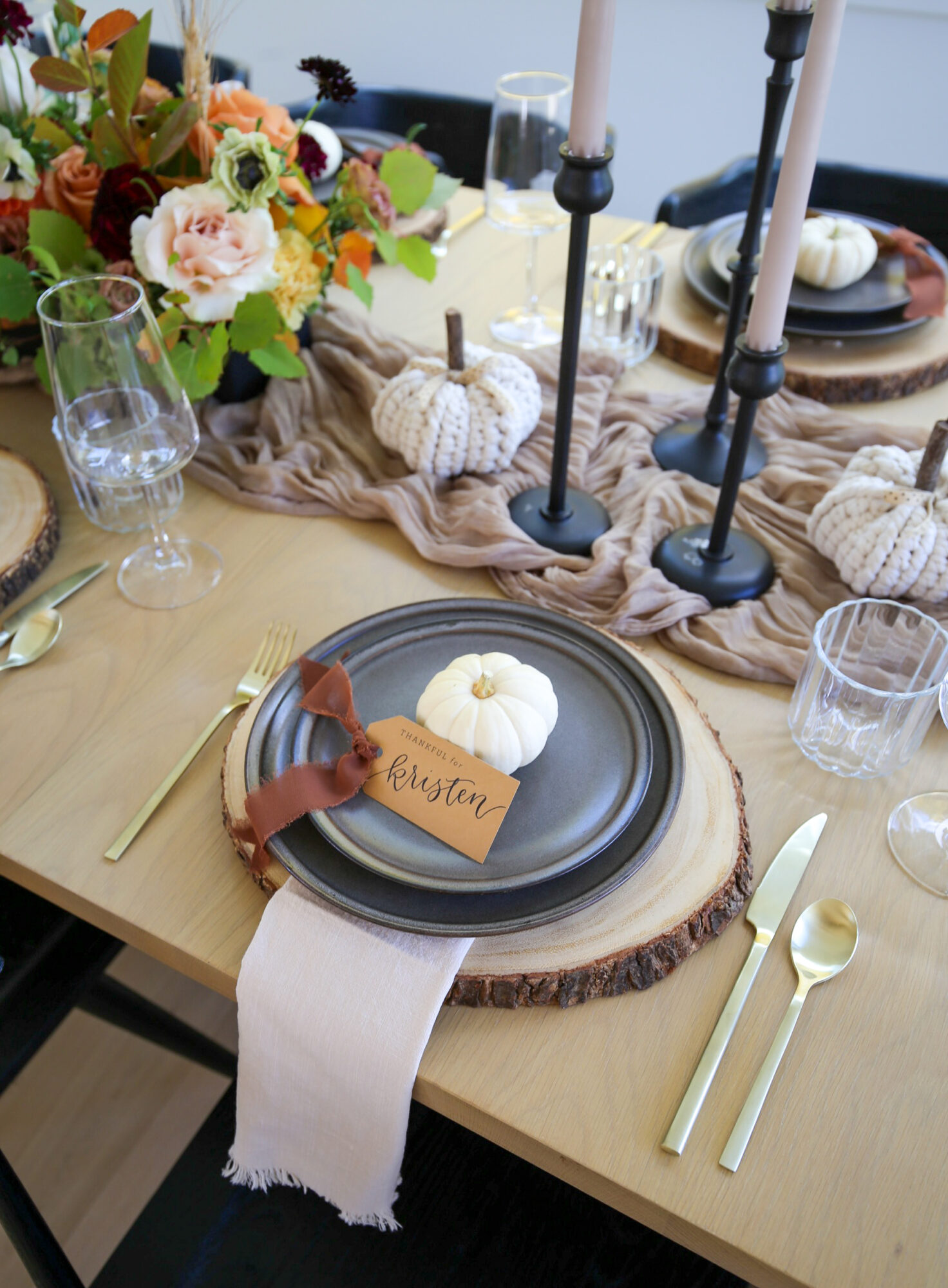thanksgiving table