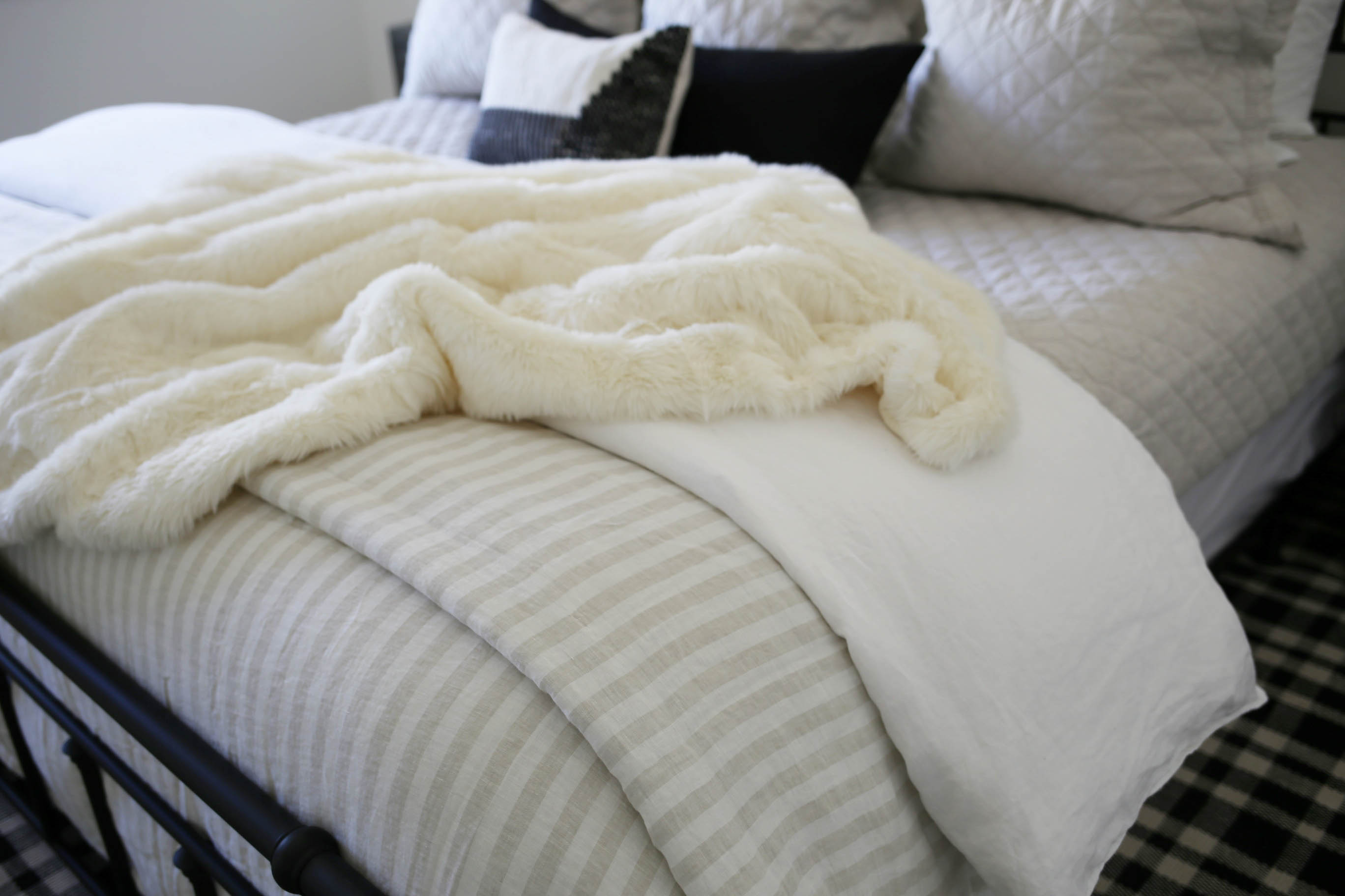 how to style a bed