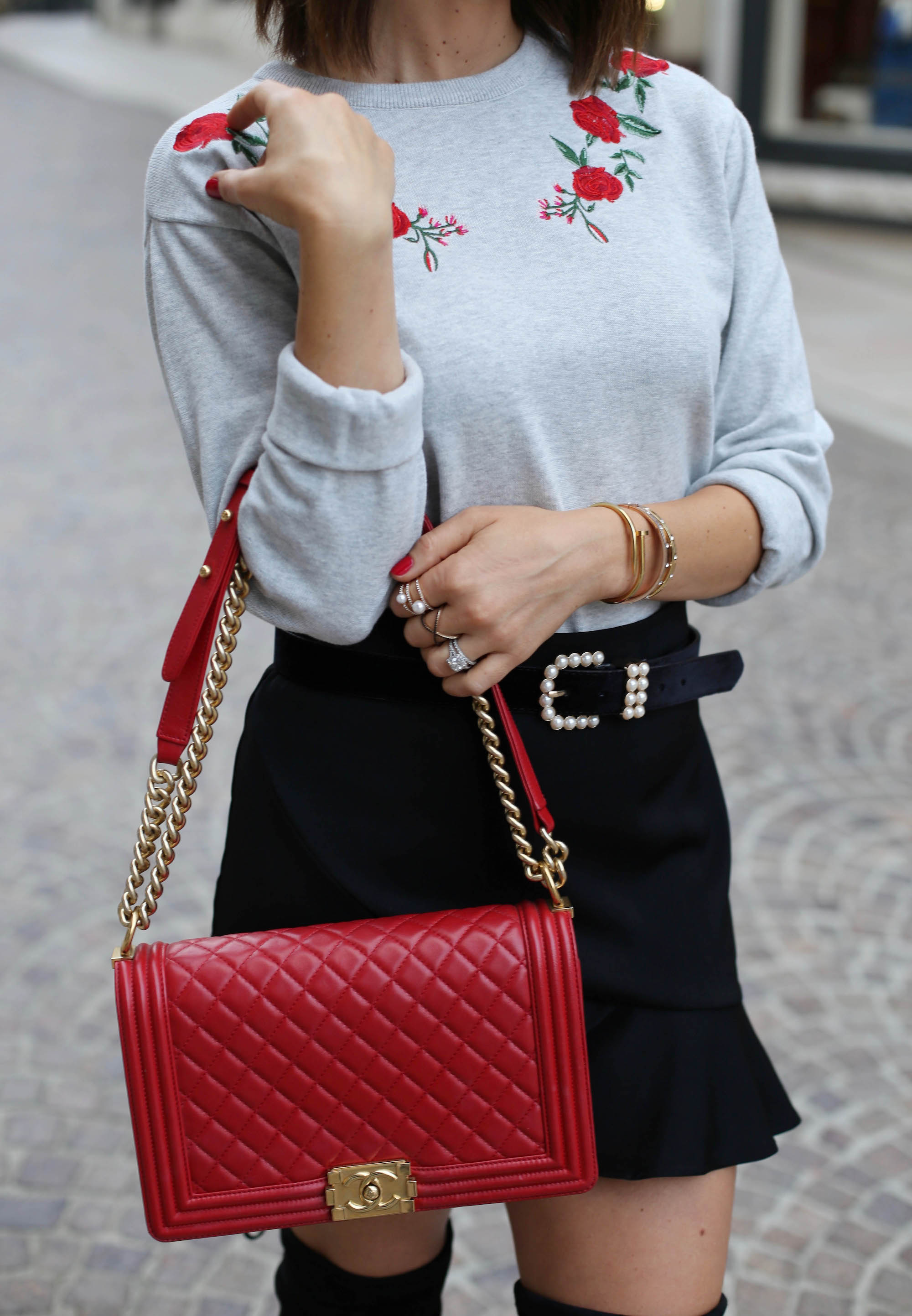 roses ruffles red outfit