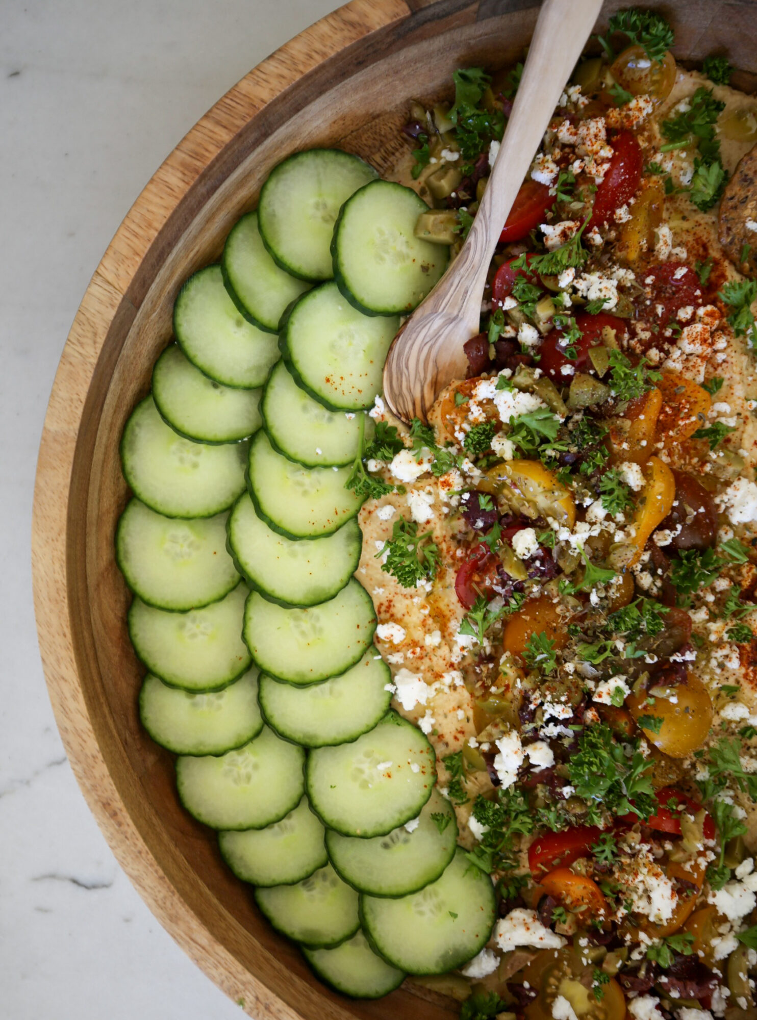 mediterranean hummus appetizer 