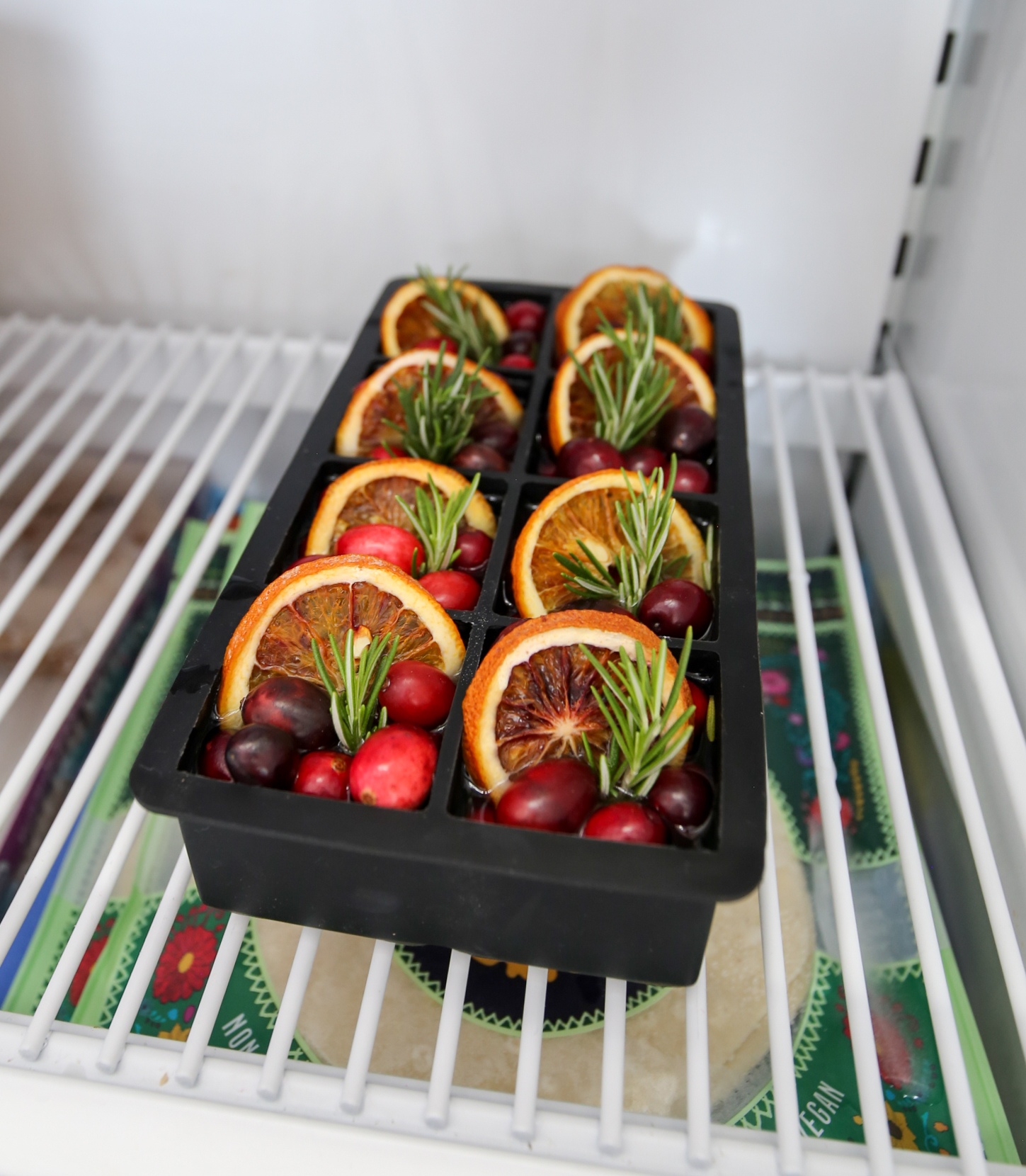 holiday ice cubes