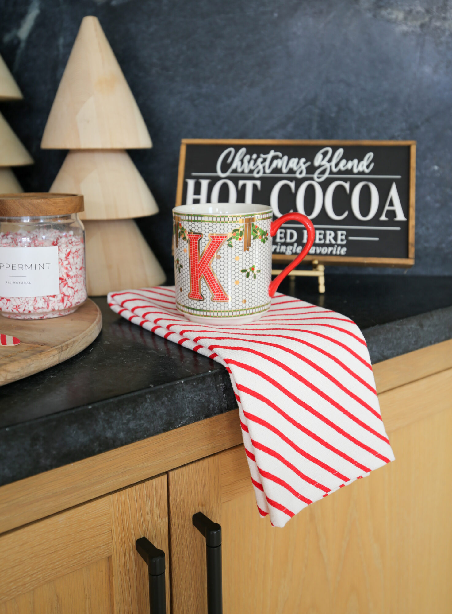 holiday hot cocoa bar