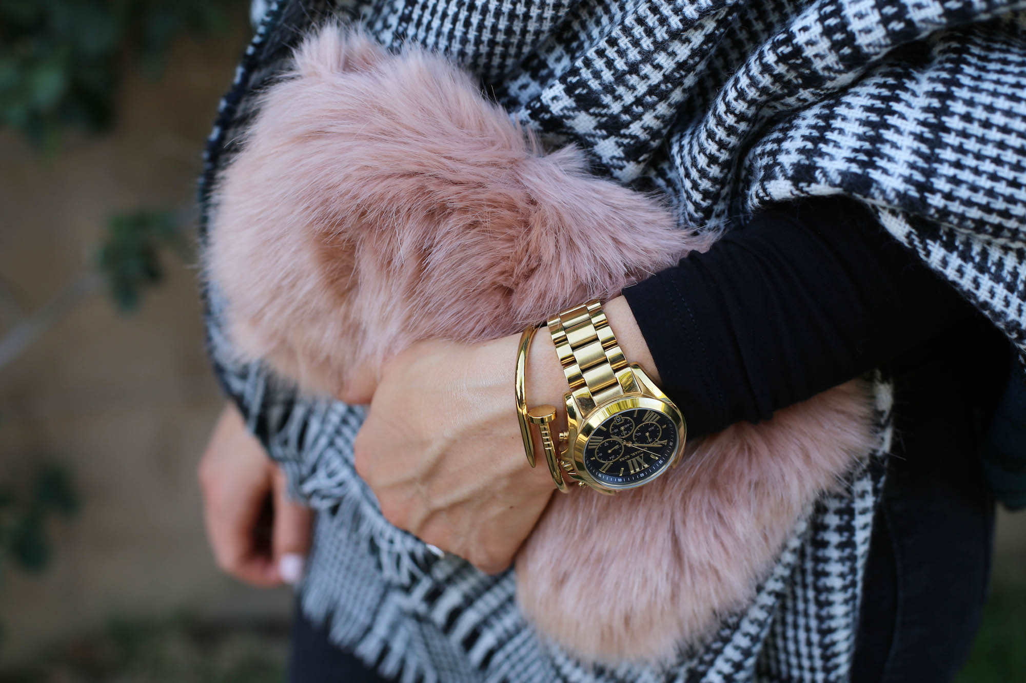 black out blanket scarf styled by kasey